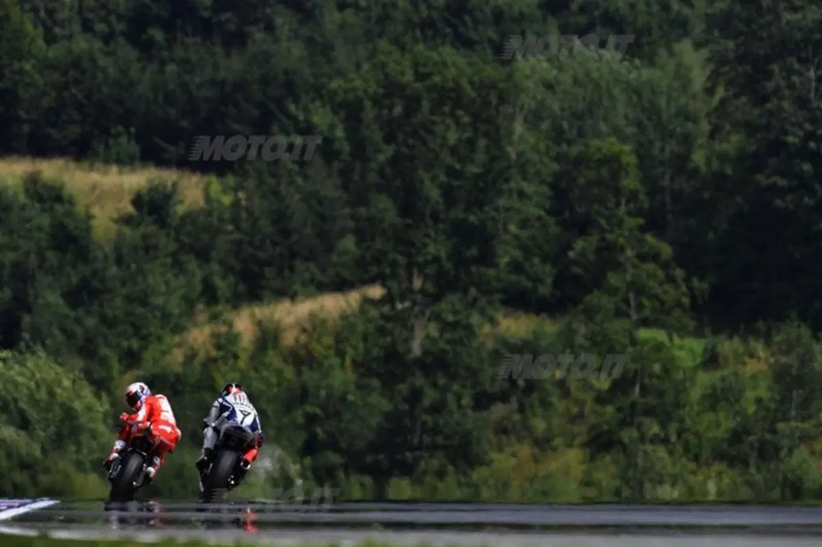 MotoGP. Le foto inedite del GP di Brno (24)