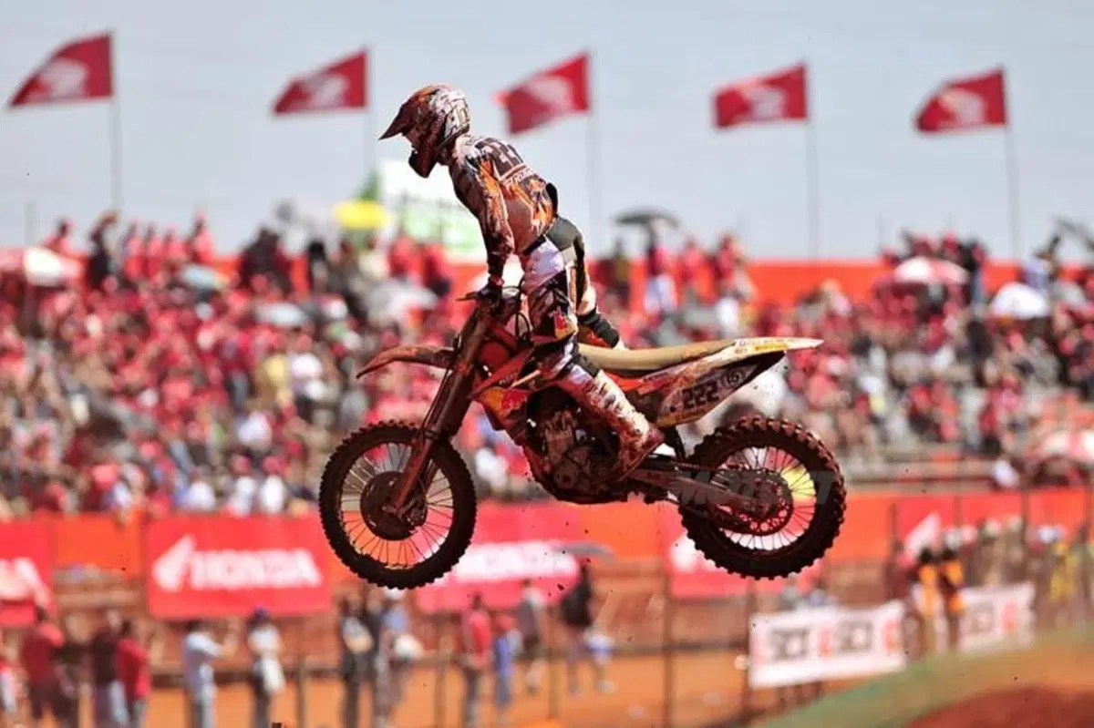 Antonio Cairoli Campione del Mondo MX1 2010!
