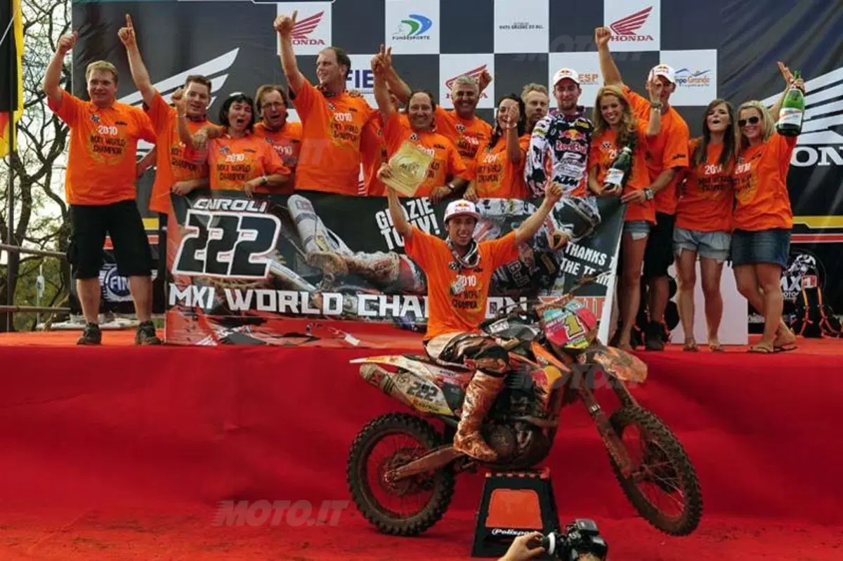 Antonio Cairoli Campione del Mondo MX1 2010! (2)
