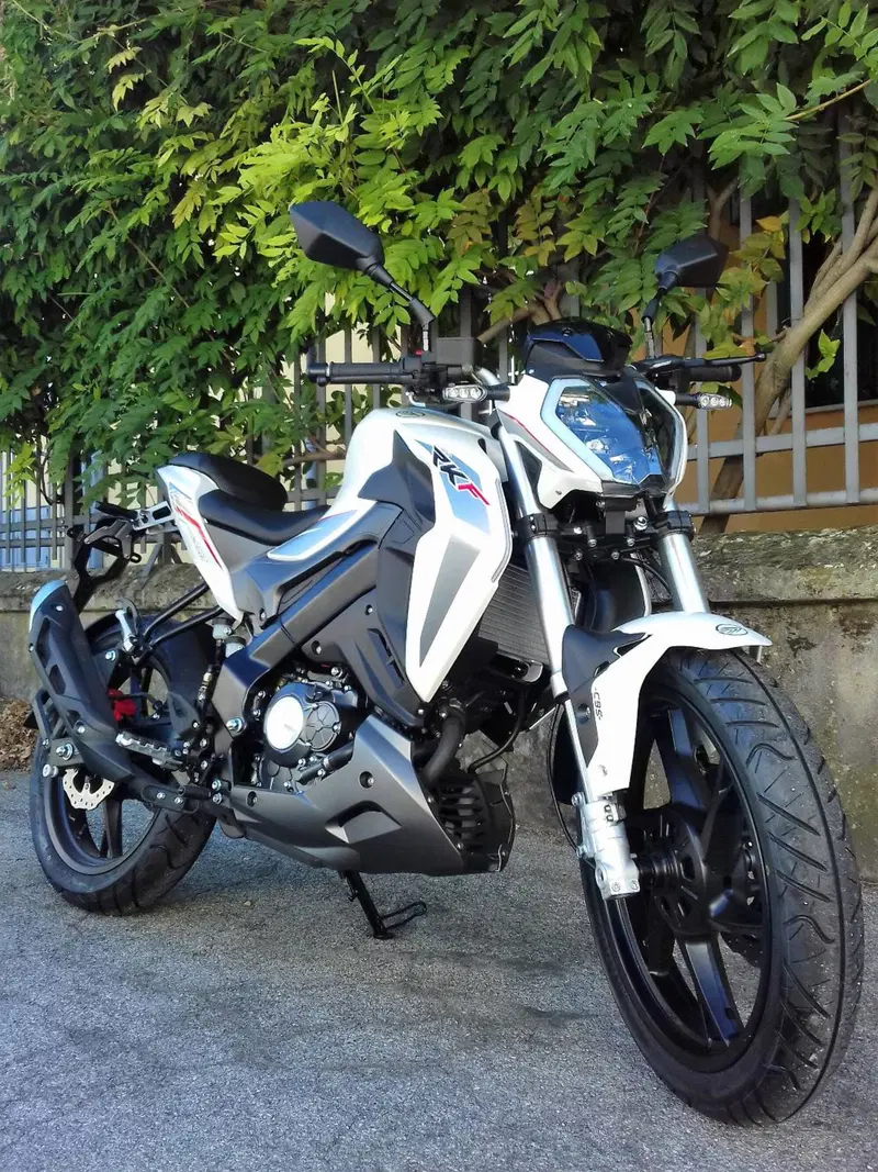 Keeway Motor RKF 125 (2018 - 20) (2)