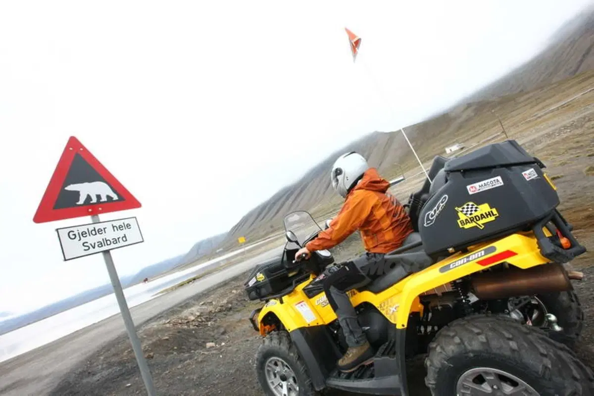 Turismo. Le Isole Svalbard e il Polo Nord