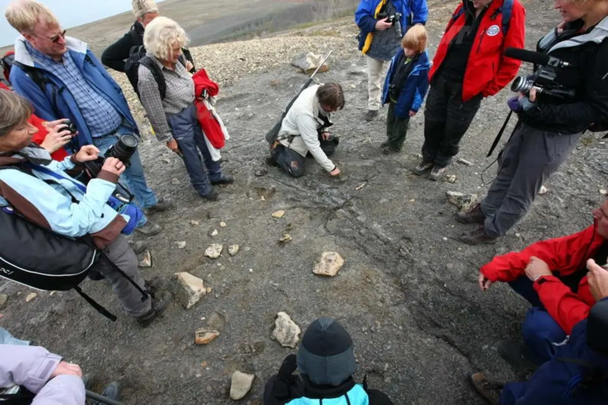 Turismo. Le Isole Svalbard e il Polo Nord (25)