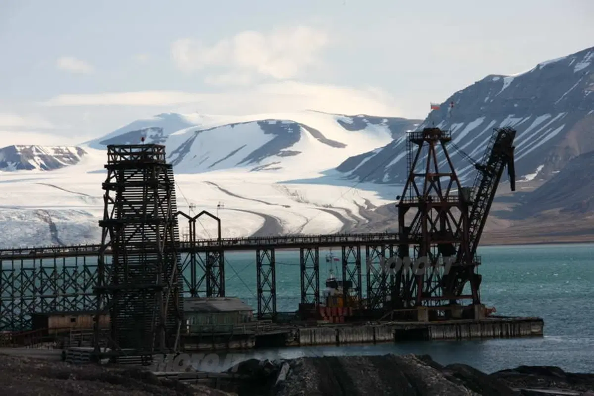 Turismo. Le Isole Svalbard e il Polo Nord (71)