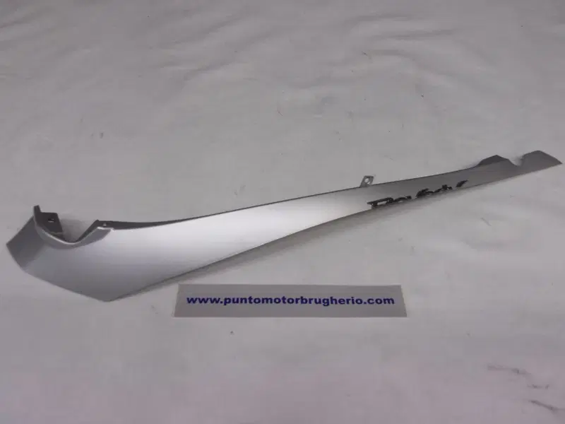 FASCIA CARENA POSTERIORE Piaggio (4)
