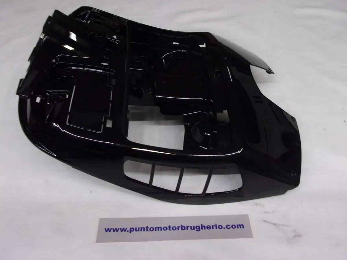 SCUDO INTERNO VESPA GTS (3)