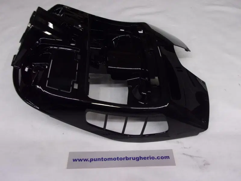 SCUDO INTERNO VESPA GTS (3)