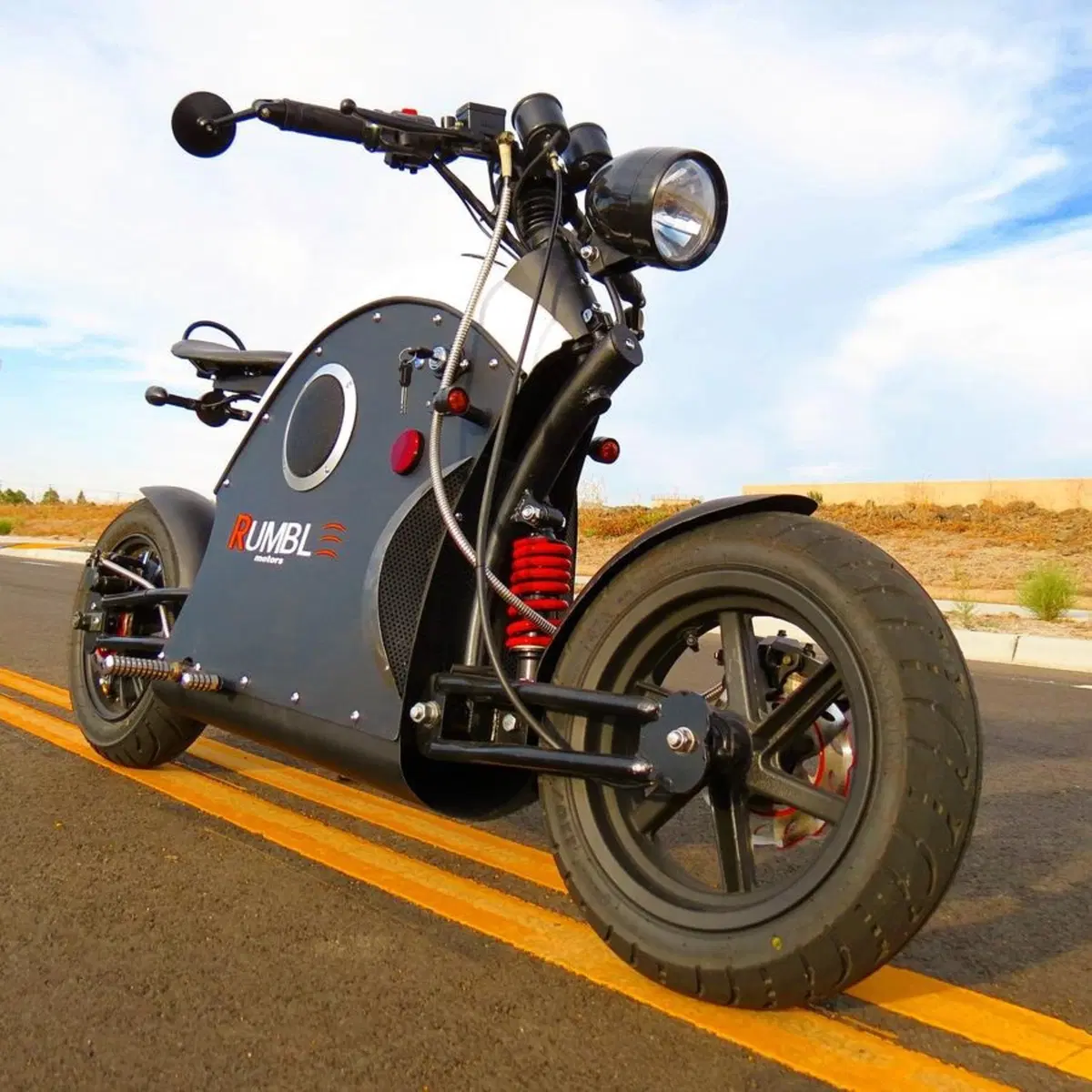 Rumble Motors. La moto elettrica col motore che ruggisce (4)