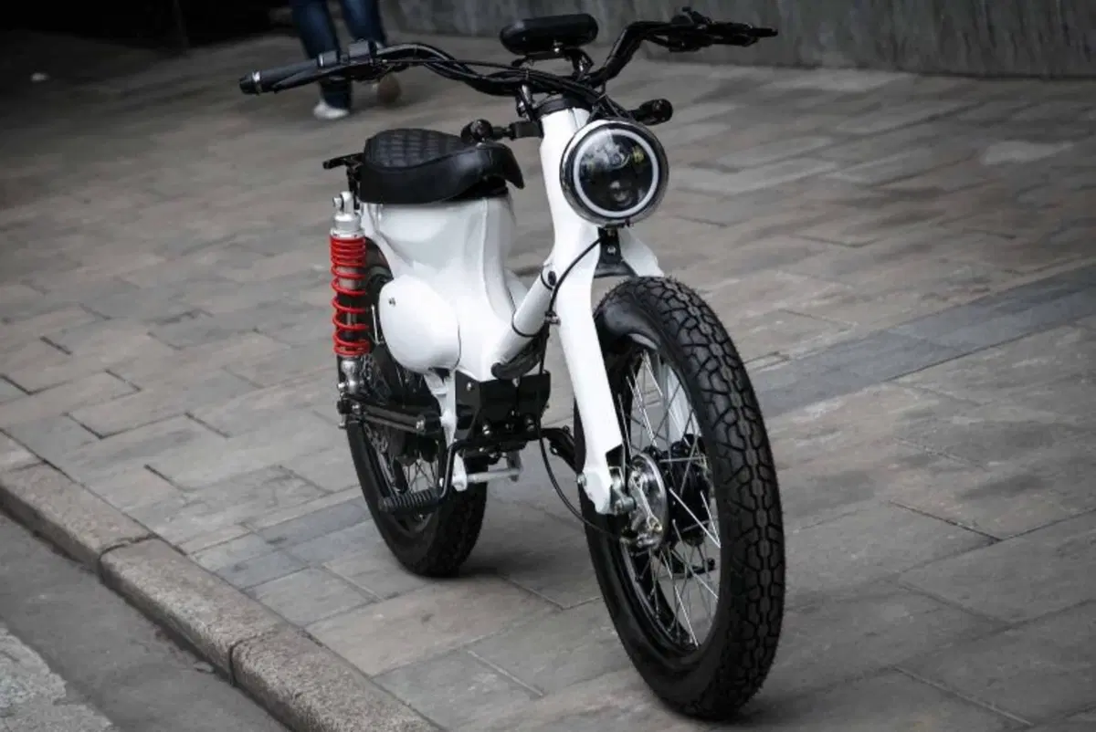 Honda eCub, il kit plug and play per rendere lo scooter di Honda elettrico e green (21)