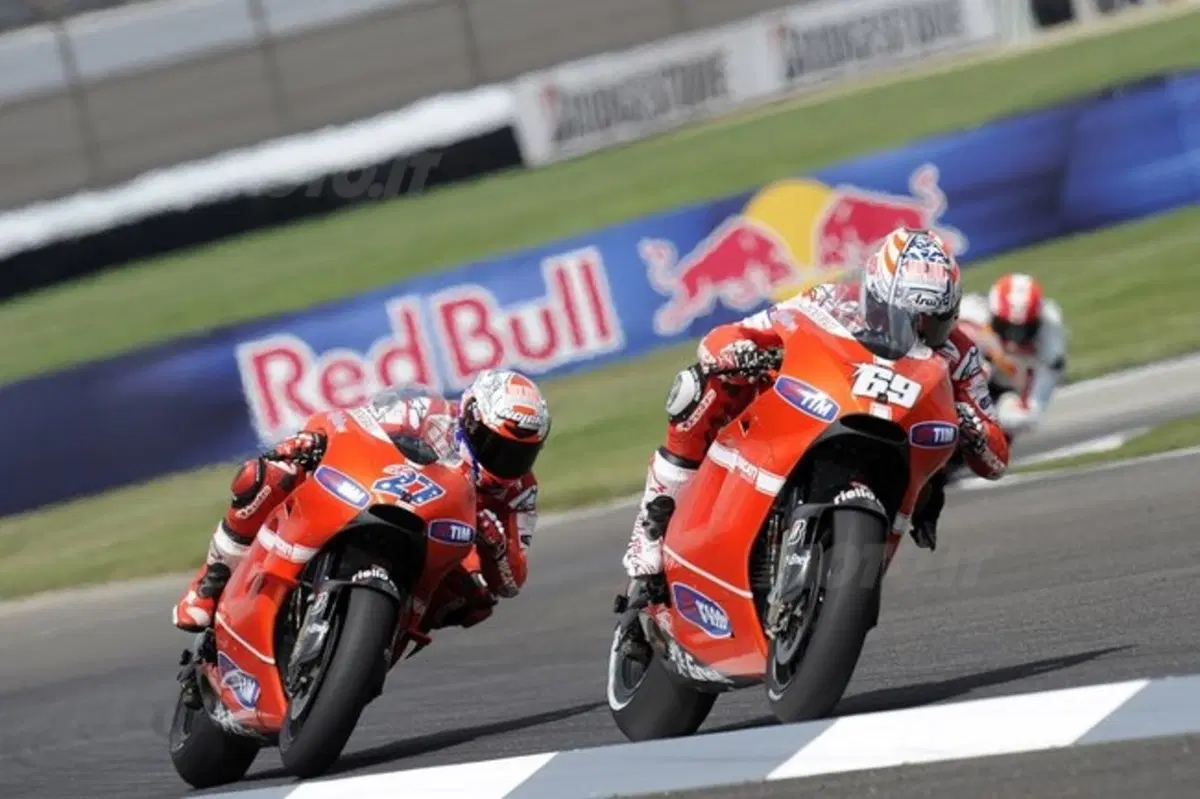 Il ginocchio di Nicky Hayden dopo il GP d'Indianapolis (4)