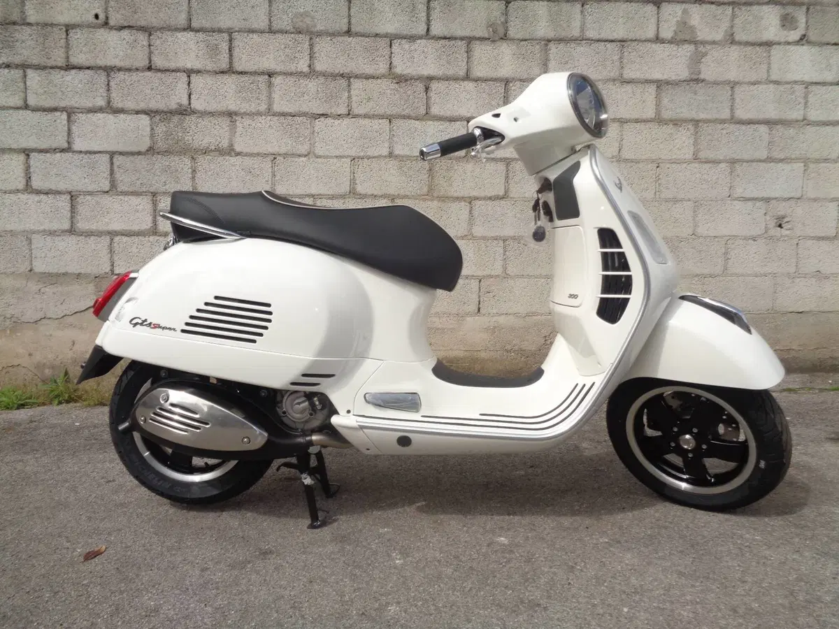 Vespa GTS 300 Super ABS (2014 - 16)