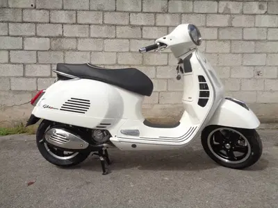 Vespa GTS 300 Super ABS (2014 - 16) nuova