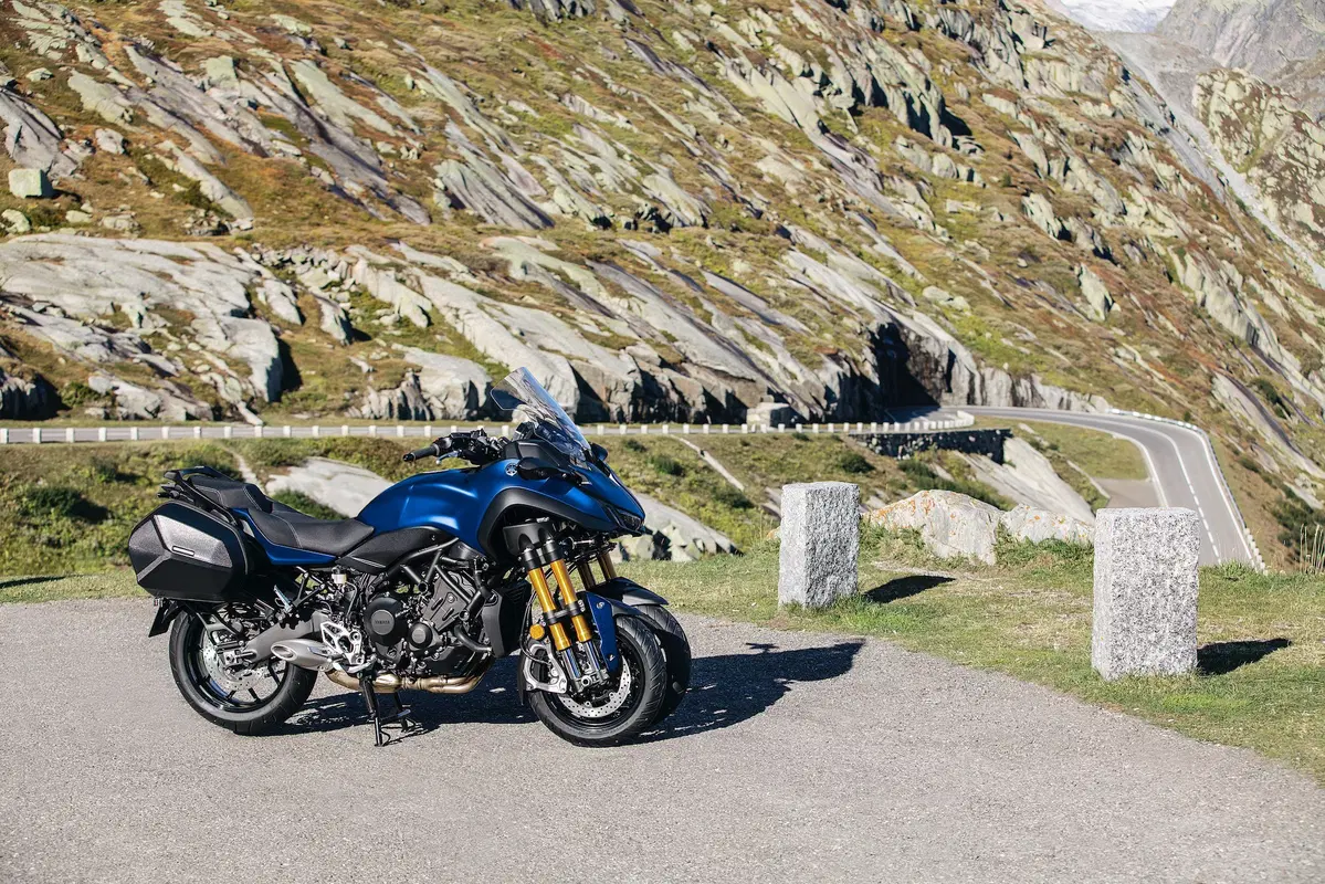 EICMA 2018: Yamaha Niken GT, foto e dati (24)