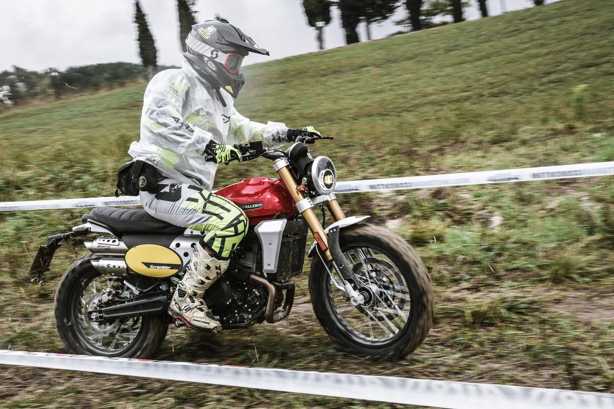 Fantic Motor Caballero 500 Scrambler: test anteprima! (8)