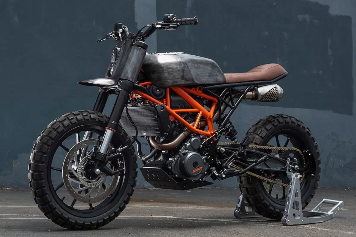 KTM 390 Duke, una special dal look post-apocalittico 