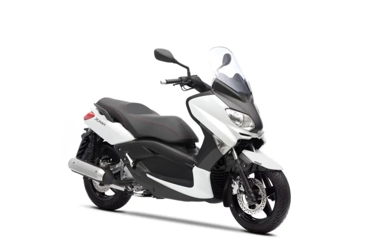 Nuovi Yamaha X-MAX 250 Sport e X-MAX 125/250 ABS (4)