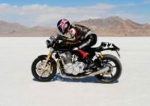 La nuova Norton svetta a Bonneville Salt Flats