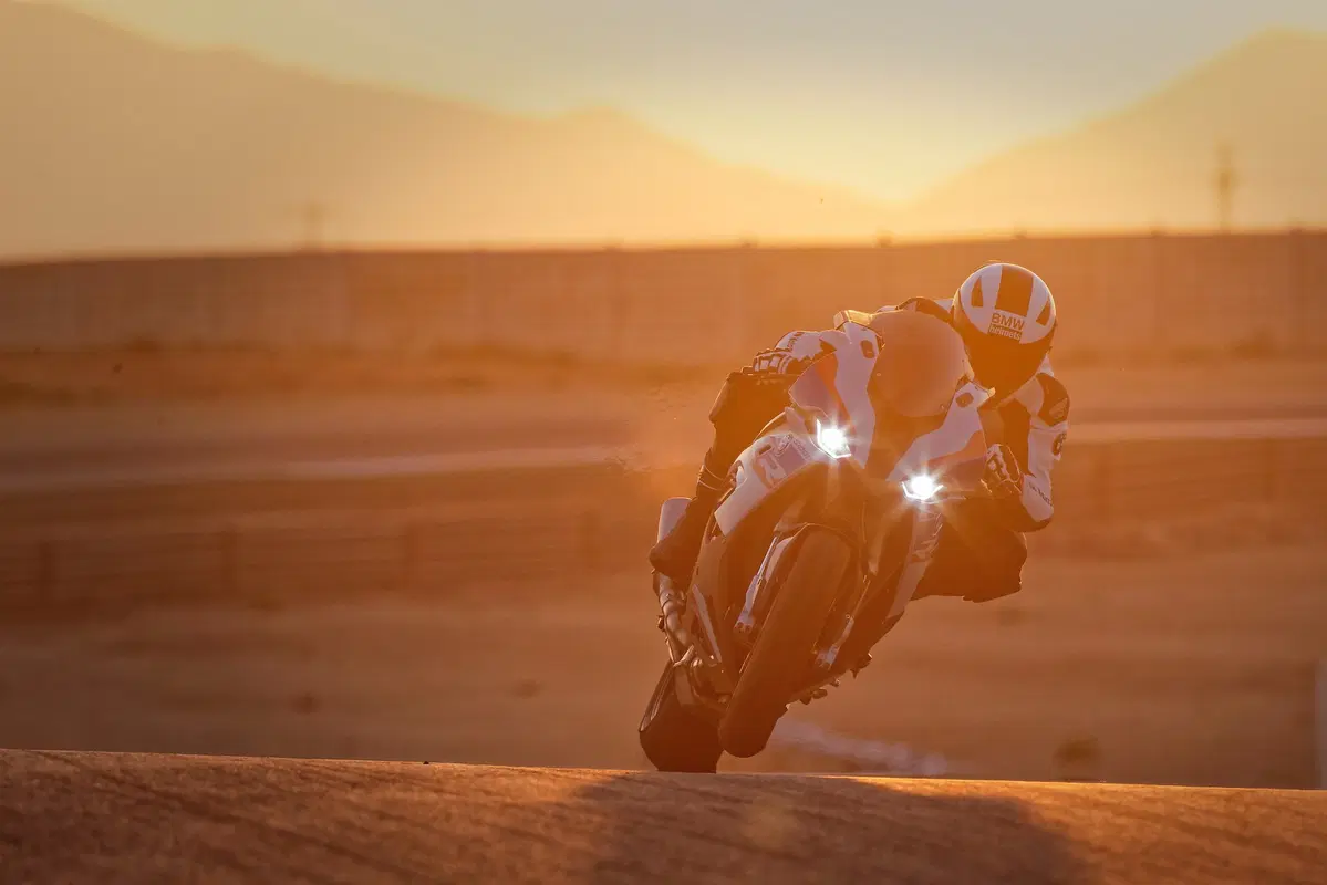 EICMA 2018: BMW S1000RR 2019, foto e dati (2)