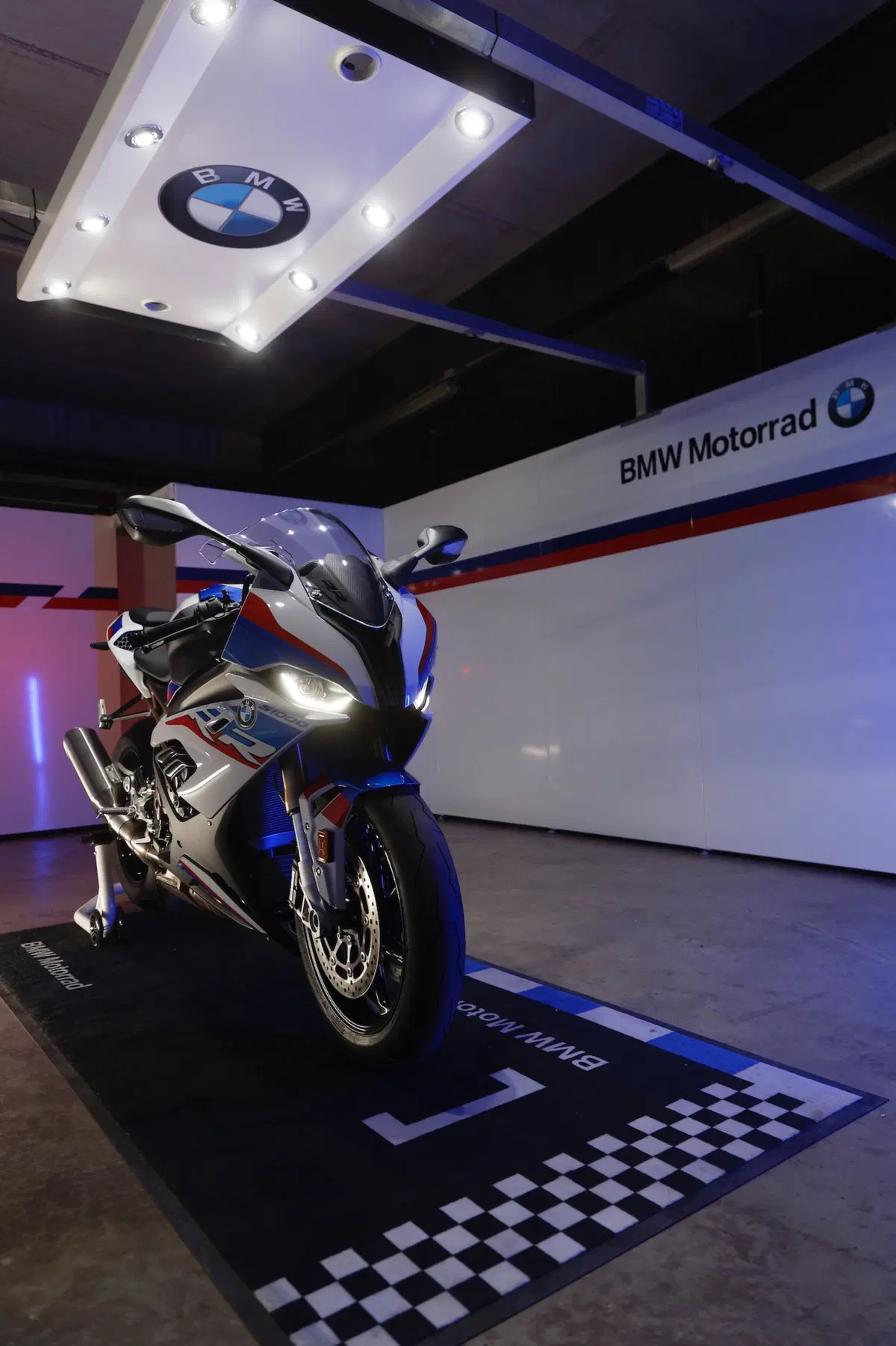 EICMA 2018: BMW S1000RR 2019, foto e dati (14)