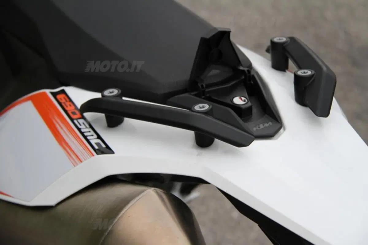 KTM 690 SMC   (20)