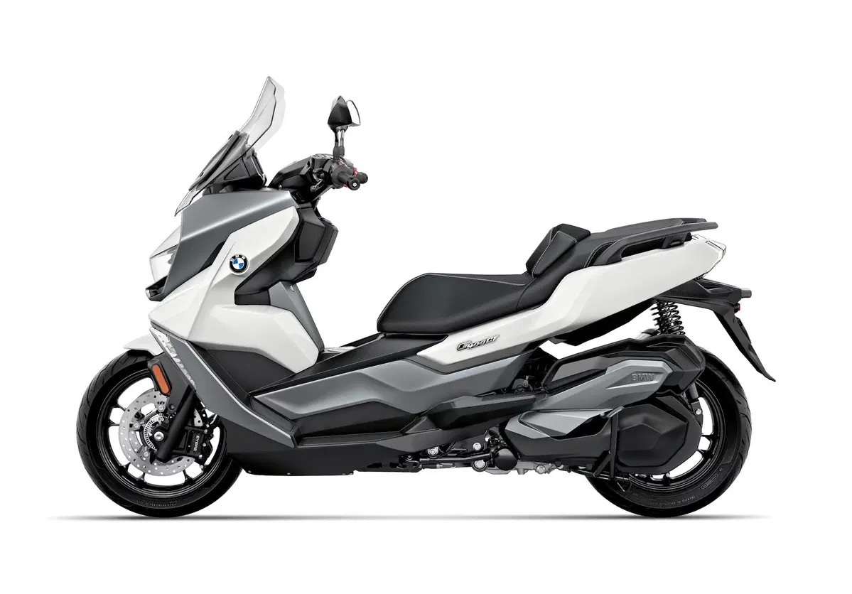 EICMA 2018: BMW C400 GT, foto e dati (16)