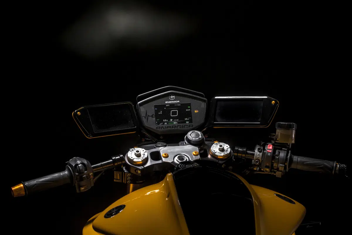 Vieni a scoprire la Bolid-E di Samsung e Energica a EICMA insieme a Moto.it! (4)
