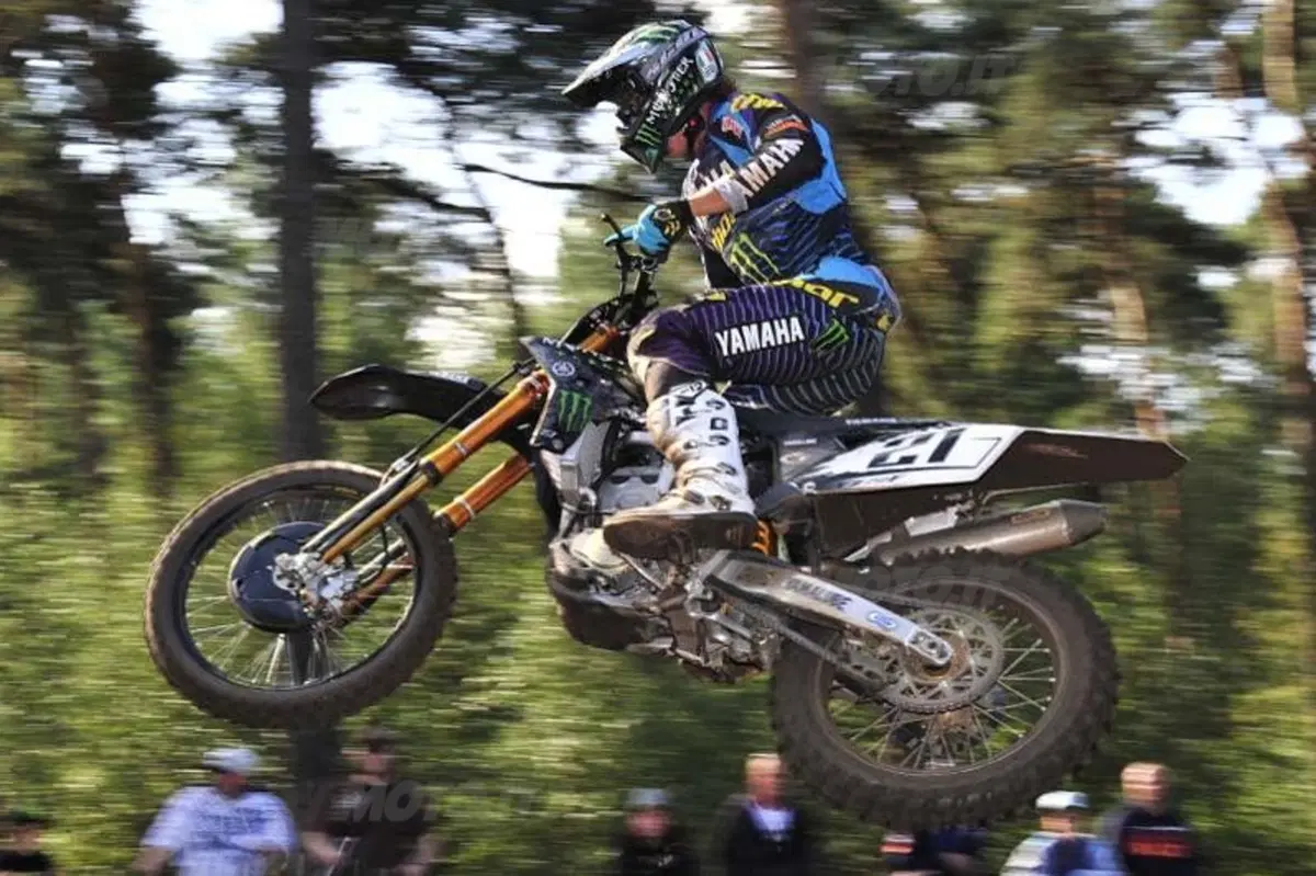 MX.  Musquin campione a Lierop. Cairoli marziano! (9)