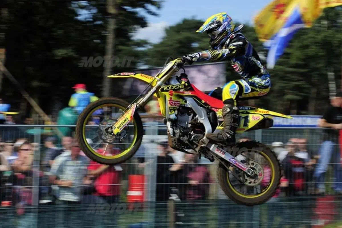 MX.  Musquin campione a Lierop. Cairoli marziano! (11)