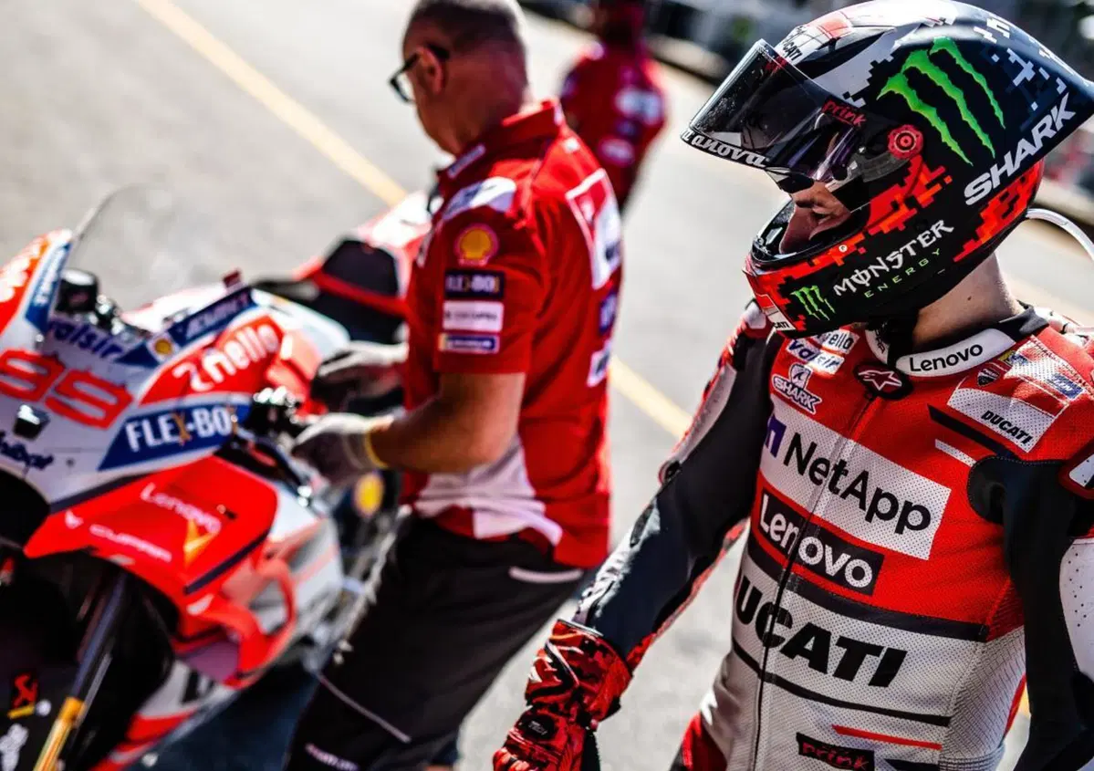 MotoGP 2018. Lorenzo: "Decider&ograve; domani mattina"