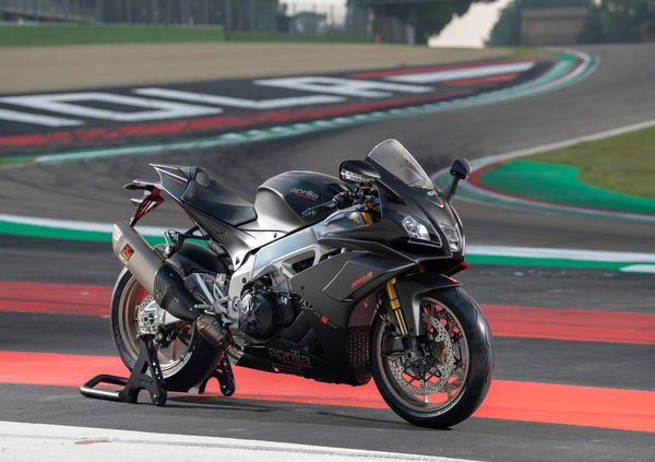 EICMA 2018: Aprilia RSV4 Factory 1100 2019, foto, video e dati