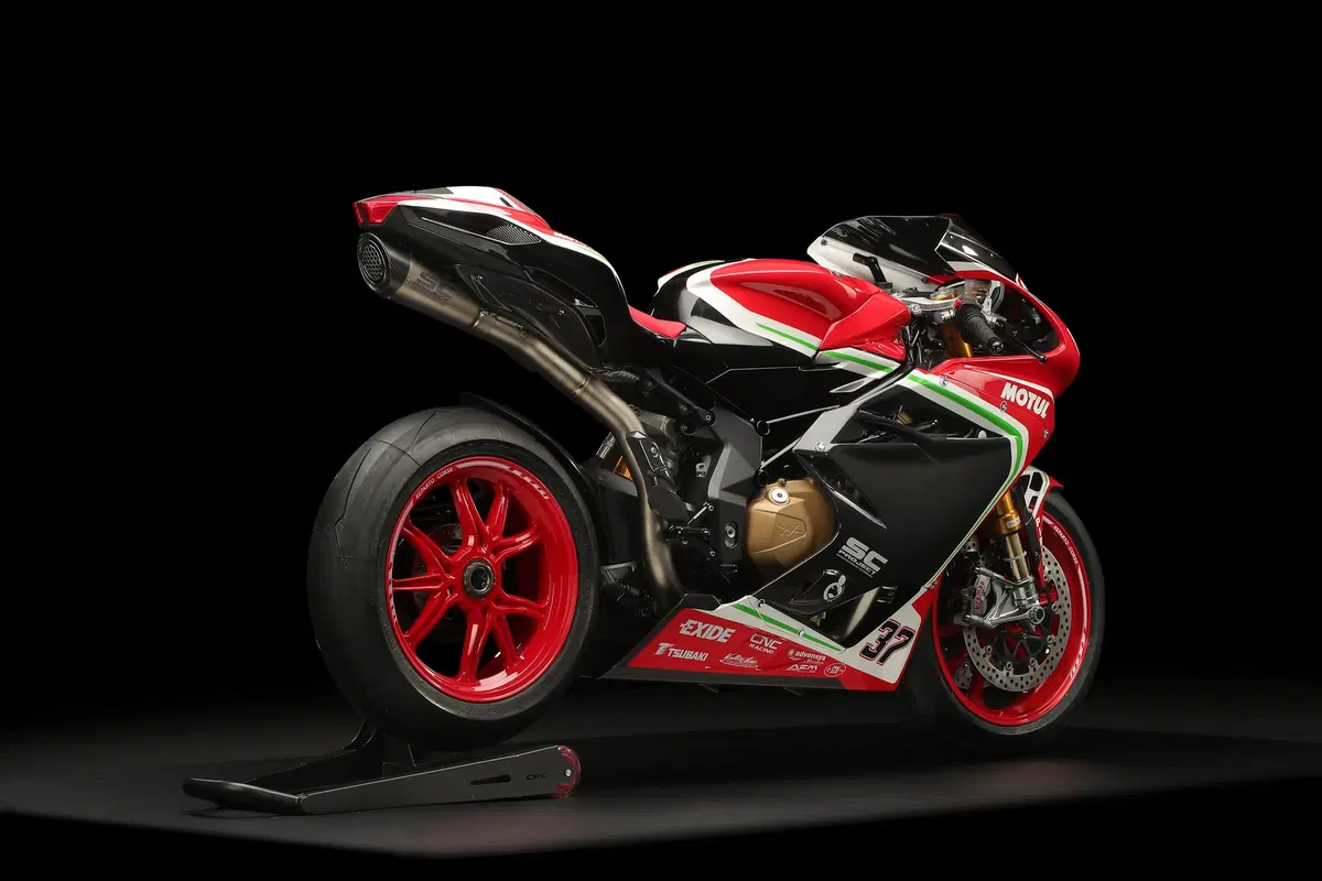 EICMA: MV Agusta svela la Gamma RC 2019 (3)