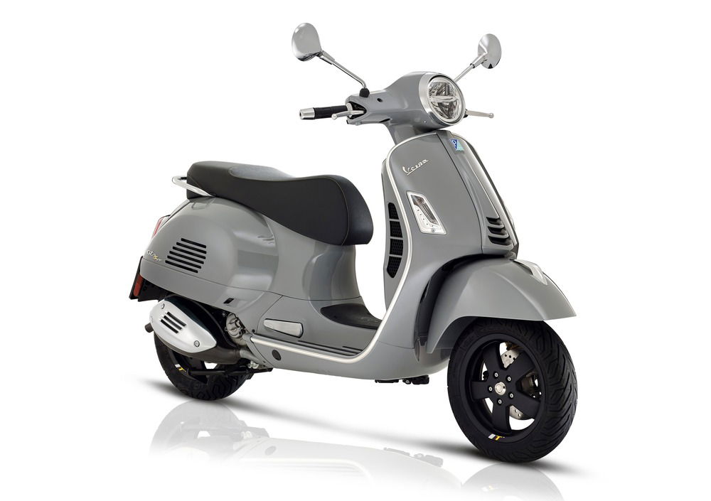 Vespa GTS 300 Hpe Super Tech (2019)