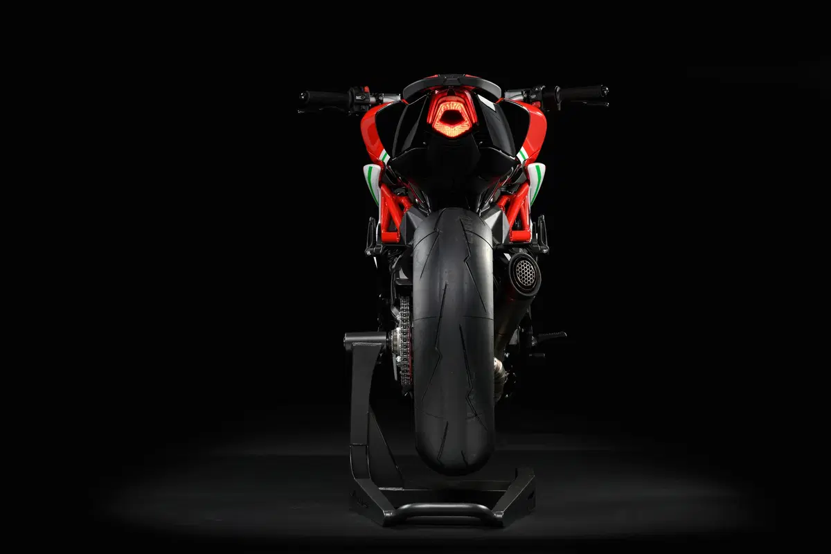 EICMA: MV Agusta svela la Gamma RC 2019 (5)