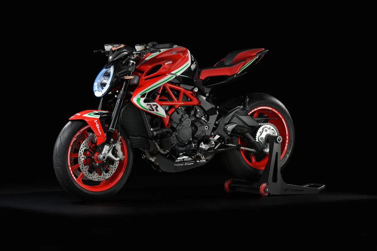 EICMA: MV Agusta svela la Gamma RC 2019 (2)
