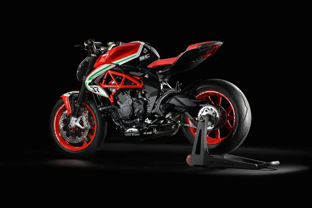 EICMA: MV Agusta svela la Gamma RC 2019 (8)