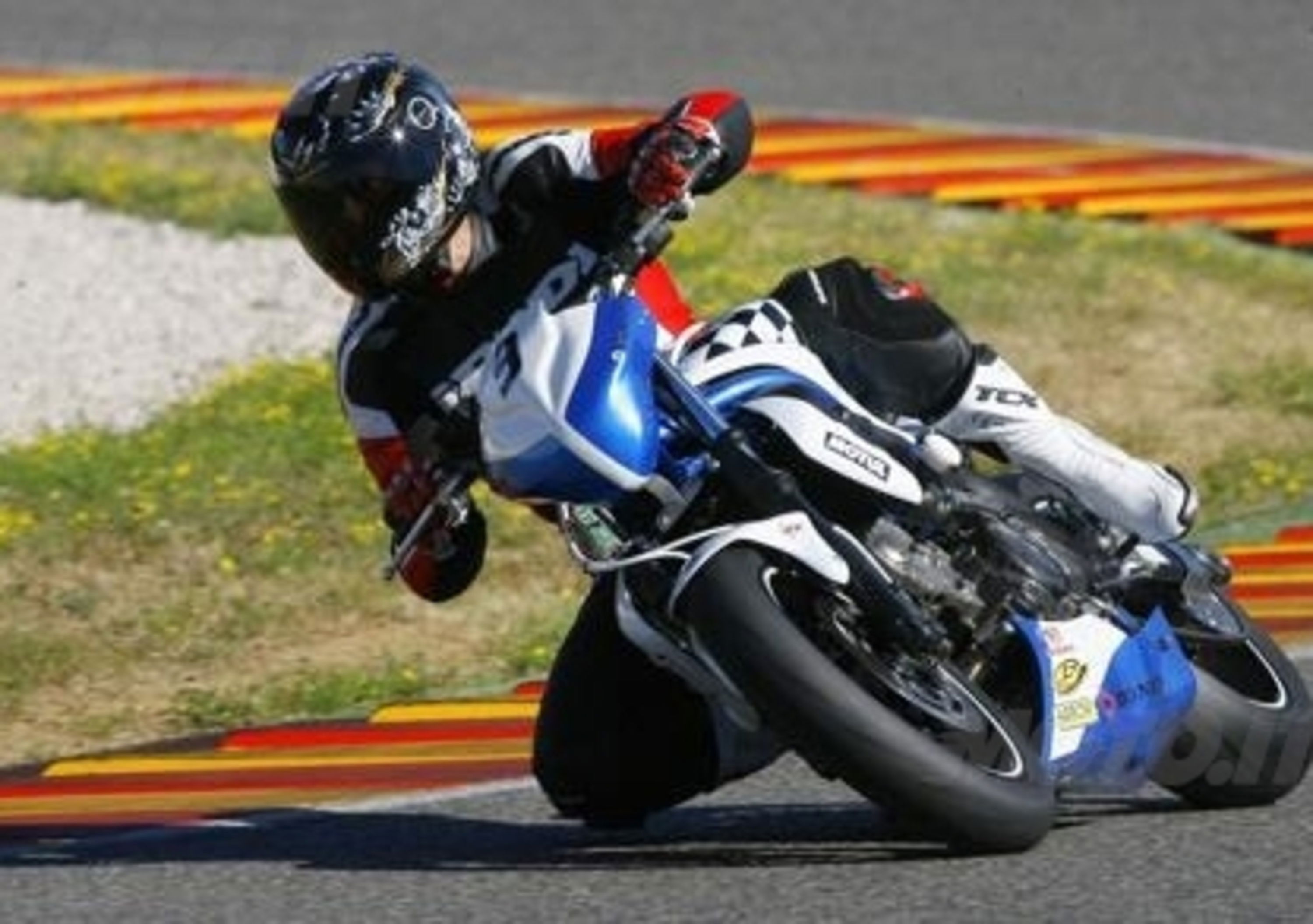 A Vallelunga la penultima prova della Suzuki Gladius Cup