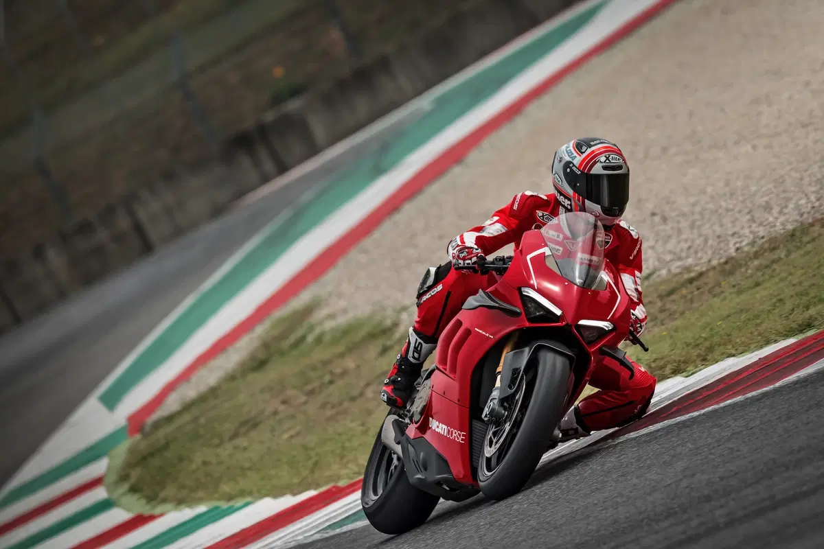 EICMA 2018: Ducati Panigale V4R, foto e dati (12)