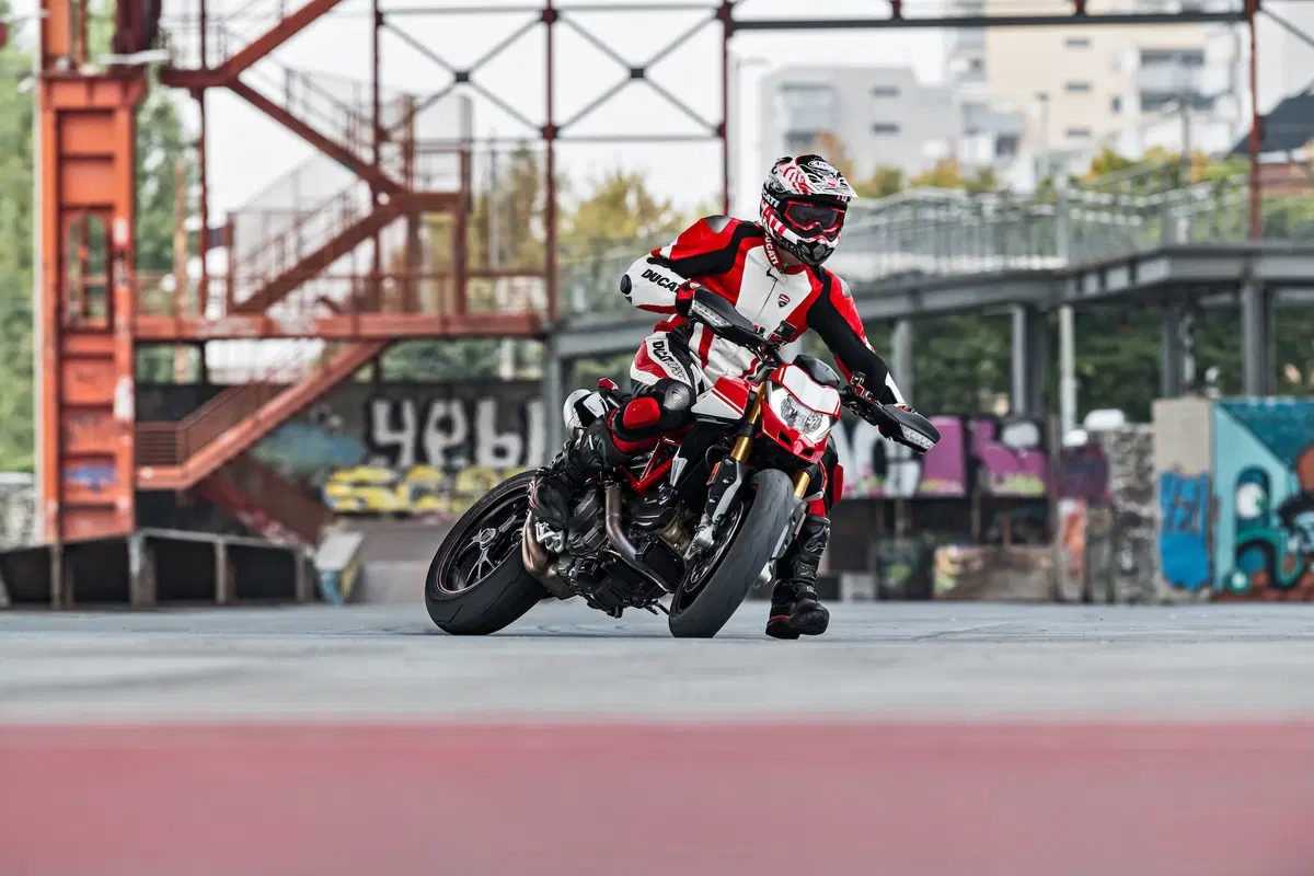 EICMA 2018: Ducati Hypemotard 950 e Hypermotard 950SP, foto e dati (6)