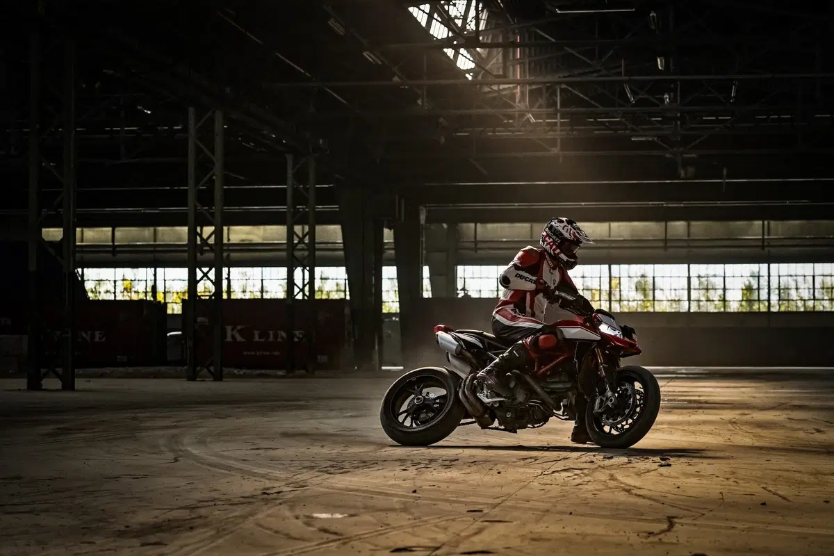 EICMA 2018: Ducati Hypemotard 950 e Hypermotard 950SP, foto e dati (10)