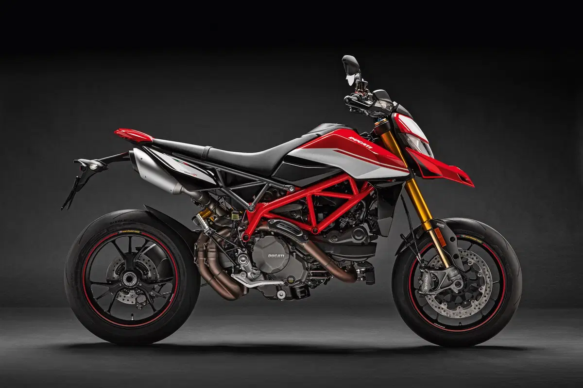 EICMA 2018: Ducati Hypemotard 950 e Hypermotard 950SP, foto e dati (2)