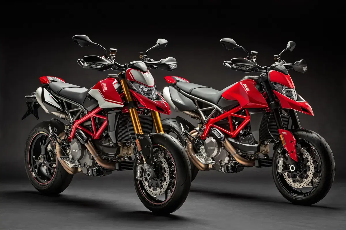 EICMA 2018: Ducati Hypemotard 950 e Hypermotard 950SP, foto e dati