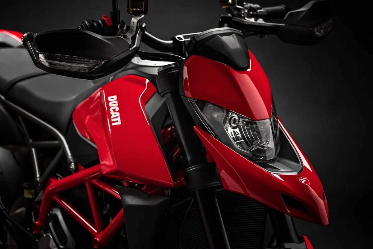 EICMA 2018: Ducati Hypemotard 950 e Hypermotard 950SP, foto e dati (24)