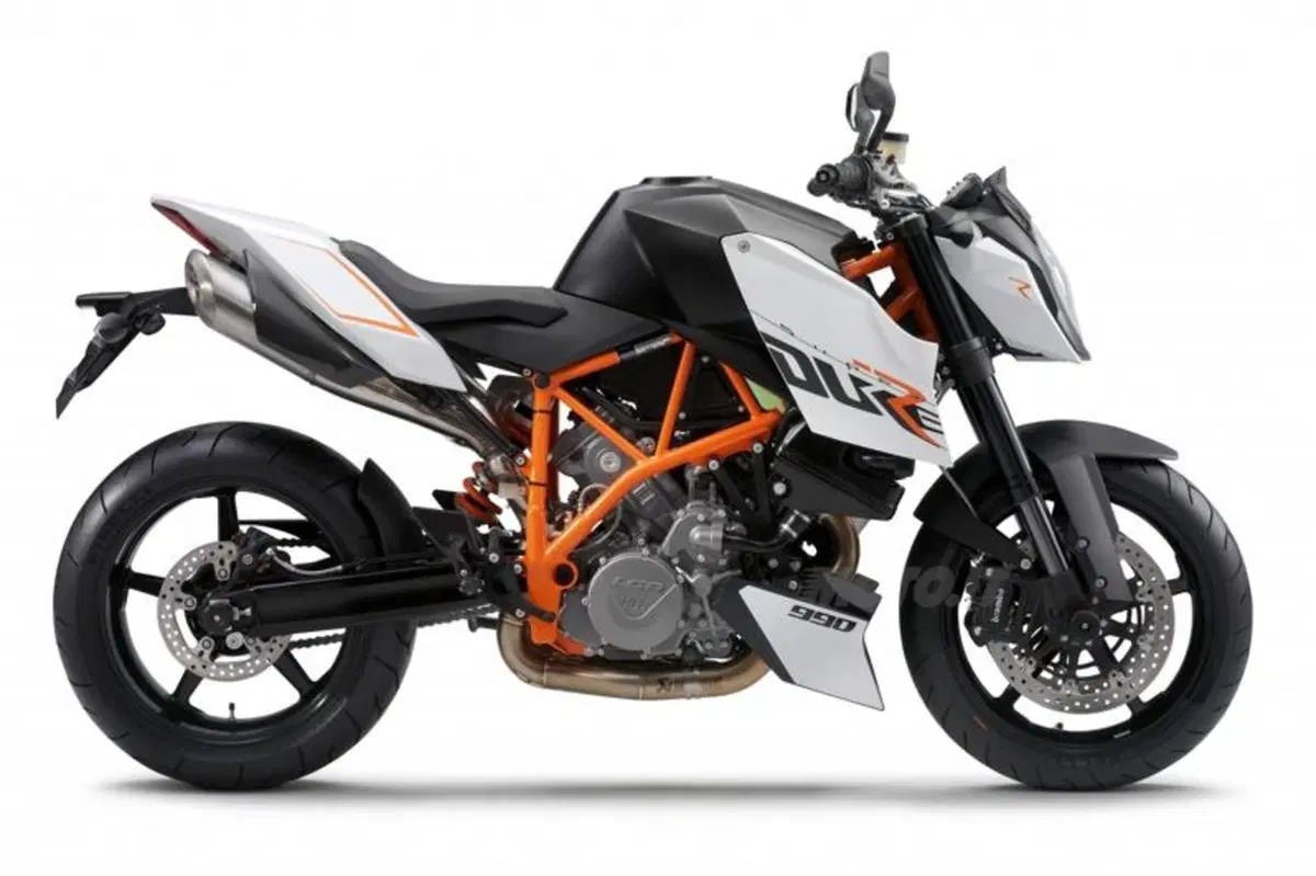 Tax Free: KTM sconta l'IVA (8)