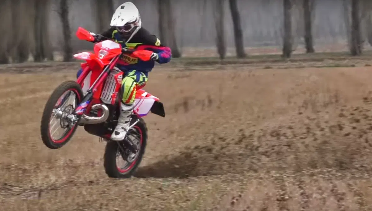 Beta RR300 2T Racing 2016: unboxing e test (10)