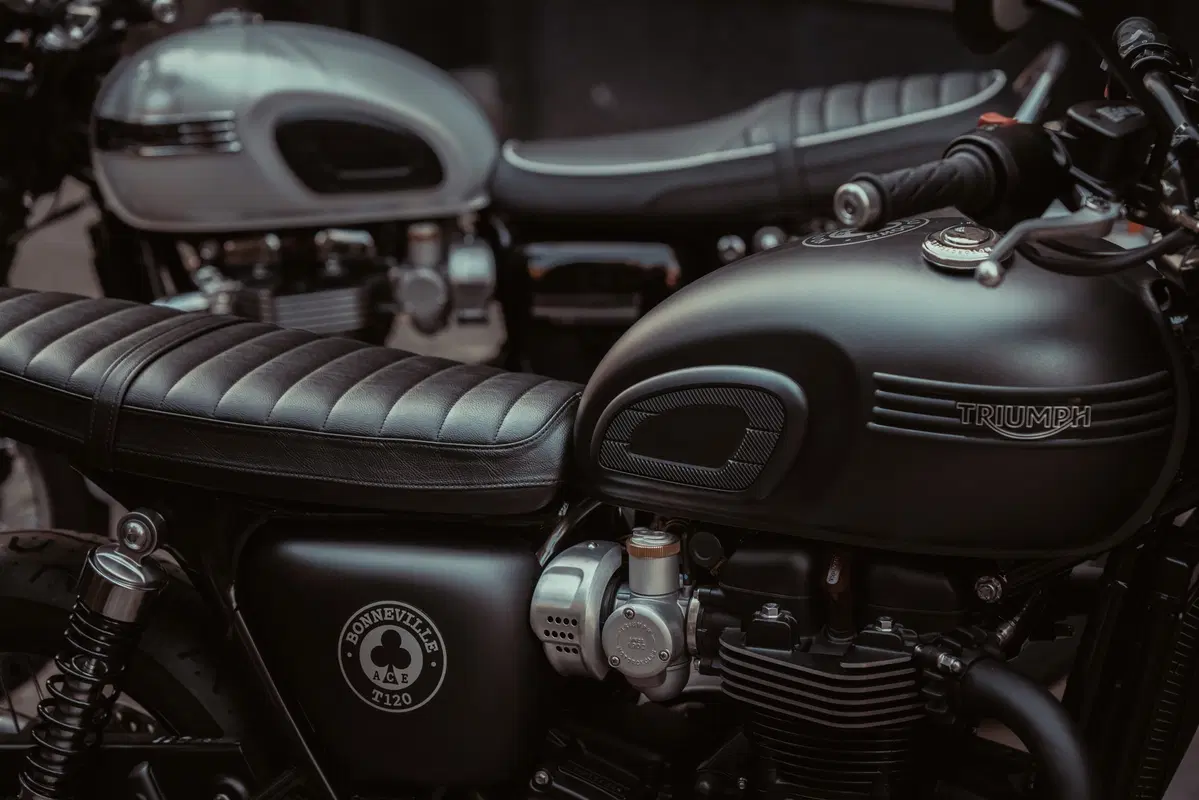 EICMA 2018: Triumph T120 Diamond e T120 Ace 2019, due edizioni speciali