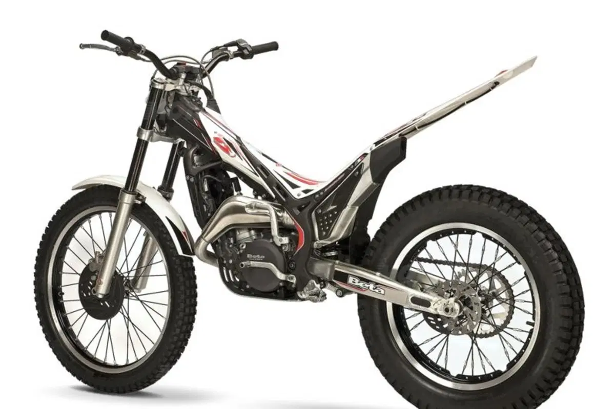 Beta introduce la gamma trial Evo 2011 