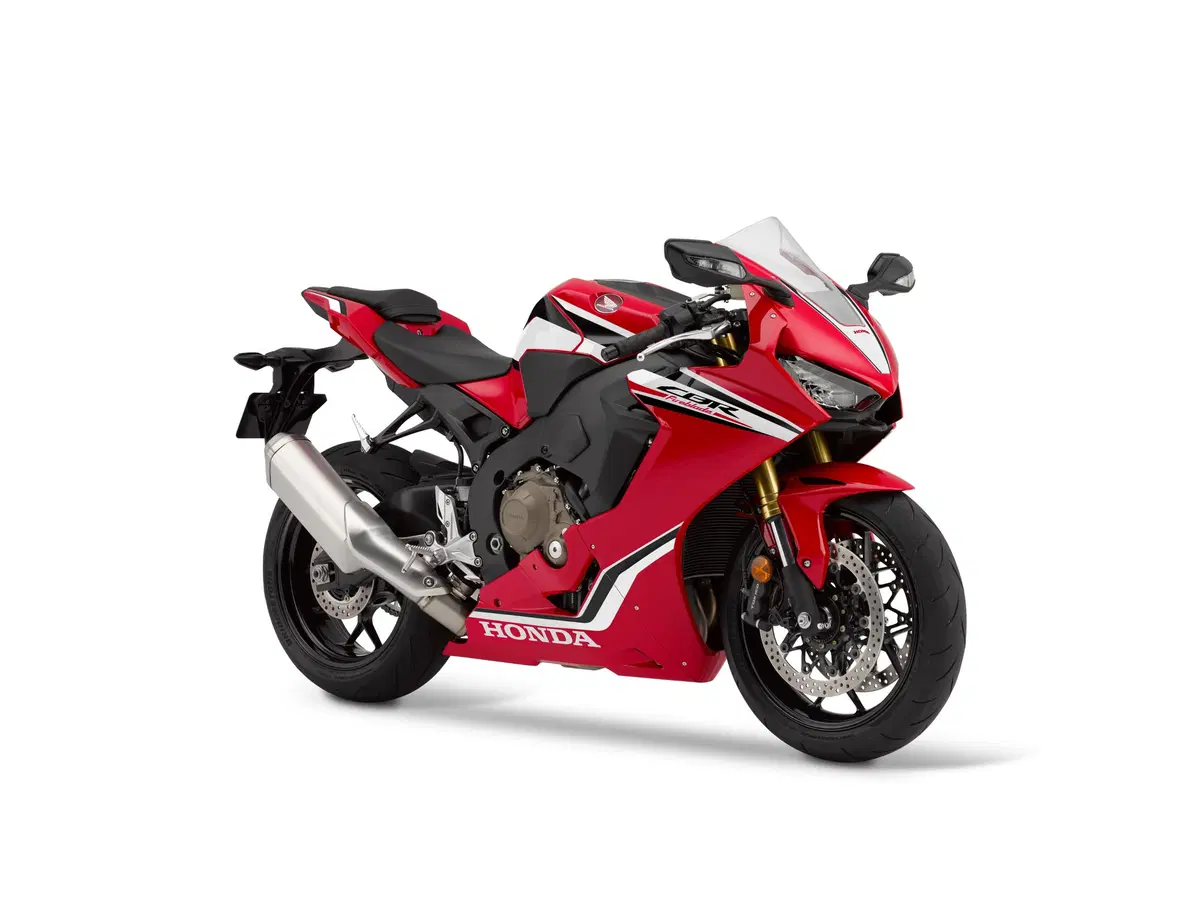EICMA 2018: Honda CBR1000RR Fireblade e Fireblade SP 2019 (6)