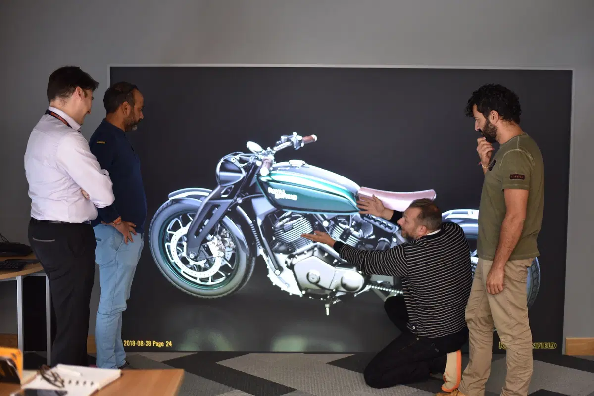 EICMA 2018: Royal Enfield Concept KX (3)