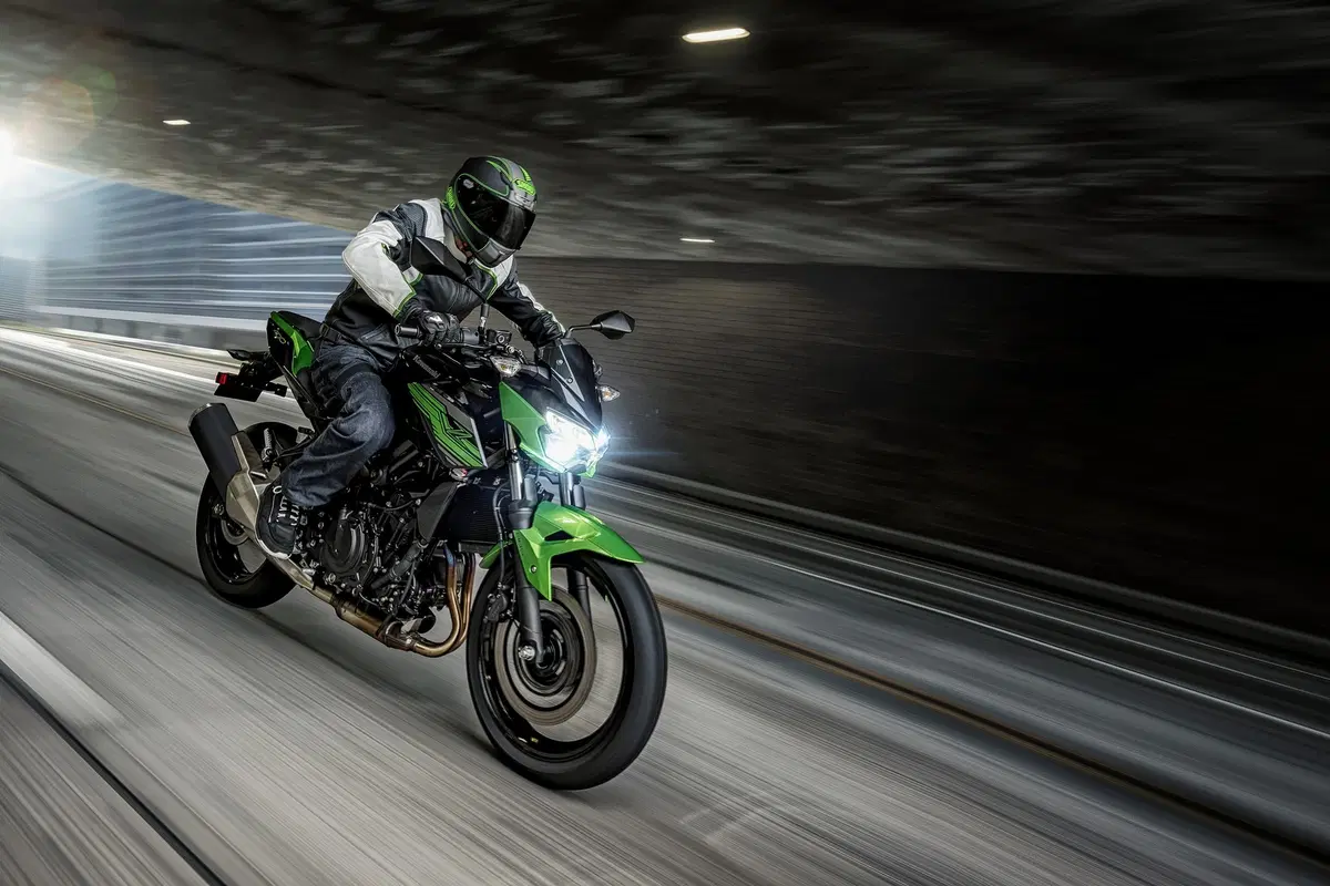 EICMA 2018: Kawasaki Z400, foto e dati (12)