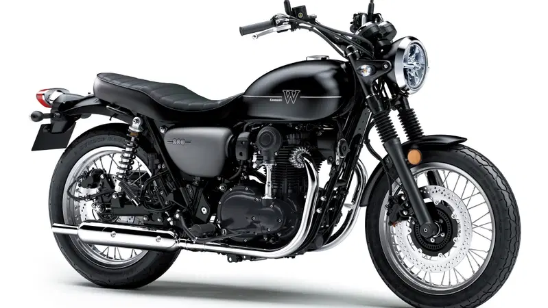 EICMA 2018: Kawasaki W800 Street e Caf&eacute;, foto e dati