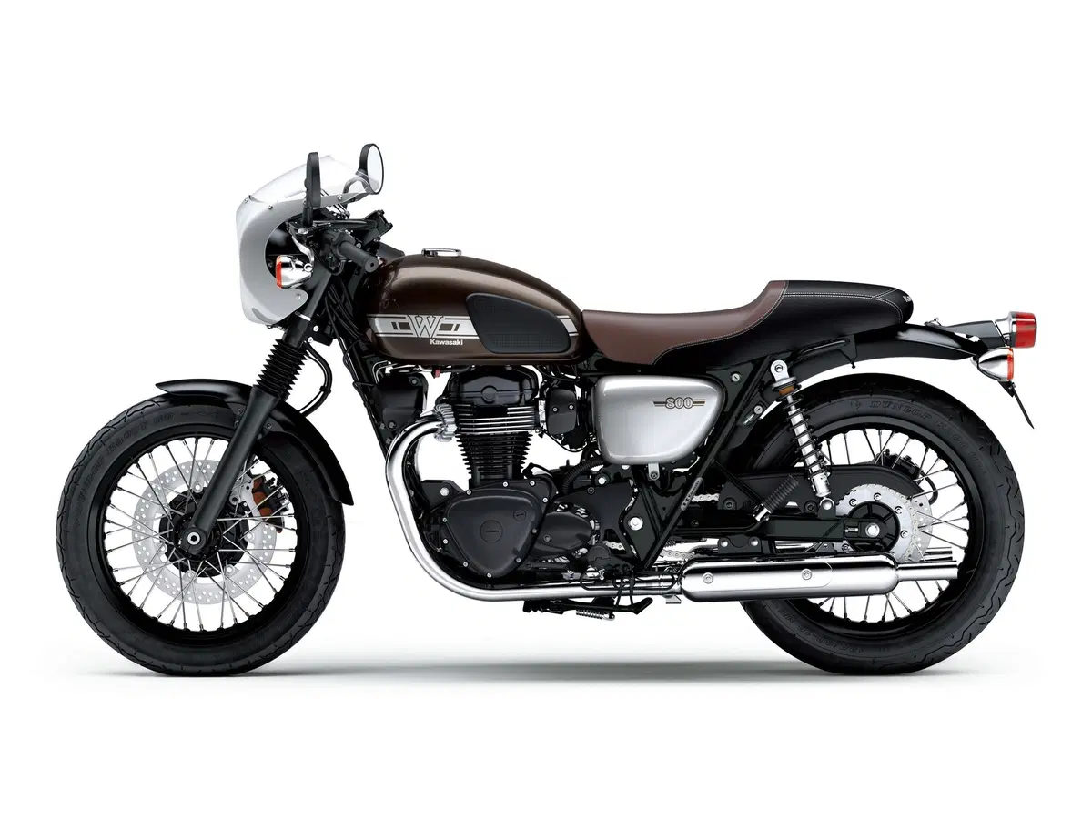 EICMA 2018: Kawasaki W800 Street e Café, foto e dati (28)